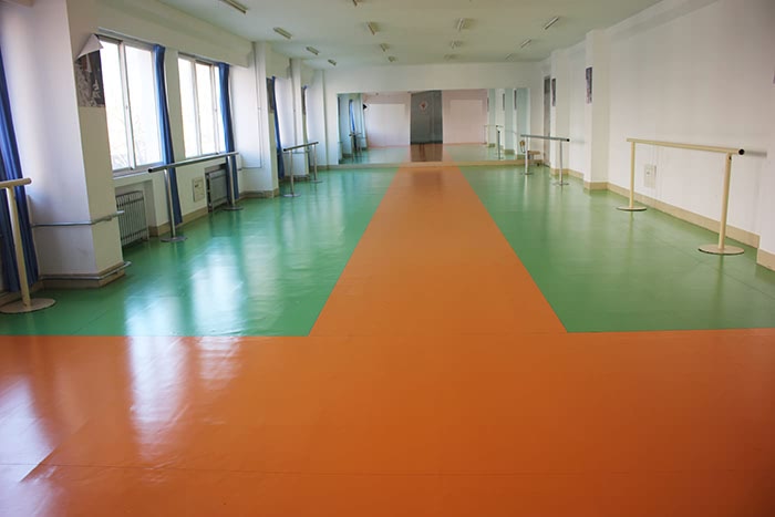 济南应用技术学校形体教室
